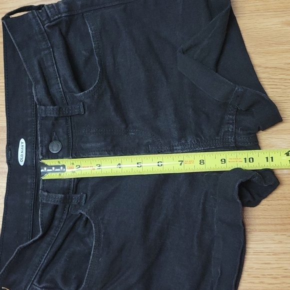 High-Waisted O.G. Cuffed Black Jean Shorts for Women -- 3-inch inseam - Picture 7 of 11